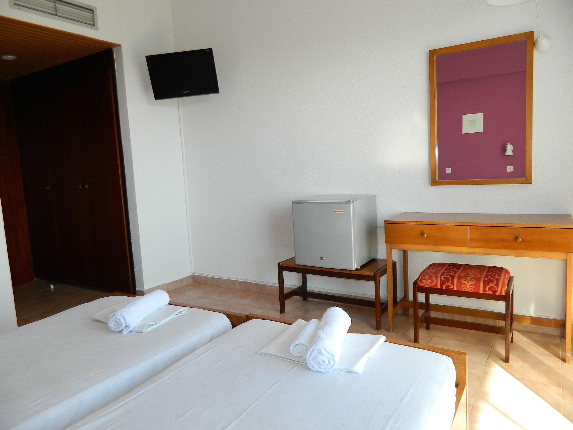 Telhinis Hotel & Apartments Faliraki Eksteriør billede