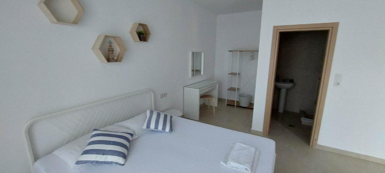 Telhinis Hotel & Apartments Faliraki Eksteriør billede